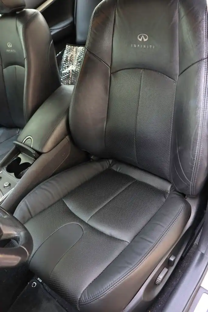 04 USF Infiniti G37 Journey Sedan 2010 3