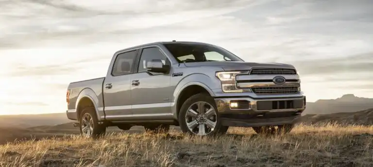 07 USF Ford F 150 Platinum 2018 Bottom main2 e1762074576793